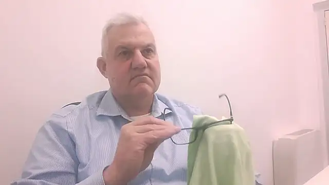 Diegoriv71 online show from March 2026 12:13:01 PM