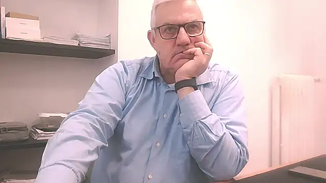 Diegoriv71 online show from April 2026 01:06:02 PM