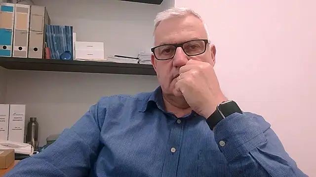 Diegoriv71 online show from May 2026 12:35:01 PM