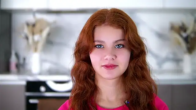 YettaCalabria online show from November 2025 12:09:02 PM