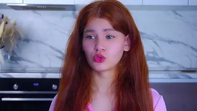 YettaCalabria online show from January 2026 11:17:02 AM