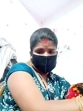 hot couple 000 online show from November 2025 01:39:02 PM