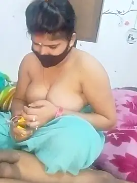 hot couple 000 online show from February 2026 05:09:02 PM