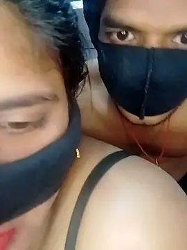 hot couple 000 online show from December 2025 01:43:02 PM