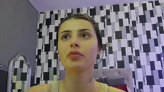 venusinylons online show from November 2025 07:13:01 AM