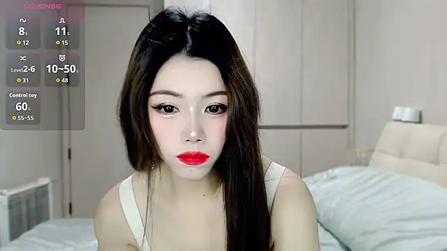 sunny-9696 online show from February 2026 03:00:01 PM