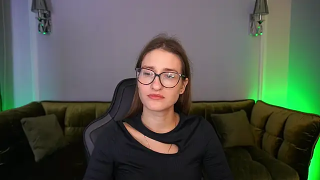 Snapshot of NaughtyNurseVibe chatting on October 2025 07:16:02 AM NaughtyNurseVibe online show from October 2025 07:16:02 AM