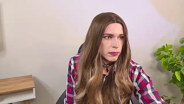 Branda Kelly online show from November 2025 12:54:02 PM