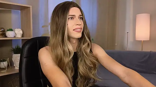 Branda Kelly online show from November 2025 01:10:02 PM