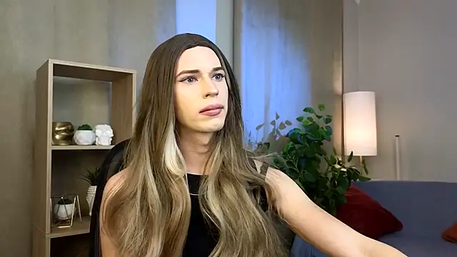 Branda Kelly online show from November 2025 07:47:01 PM