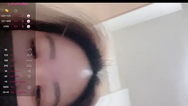 kim1010holiday online show from December 2025 09:31:01 AM