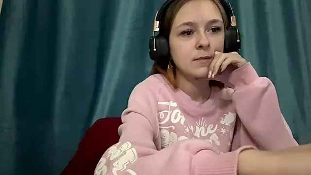 HOTBellakle online show from November 2025 03:16:02 PM