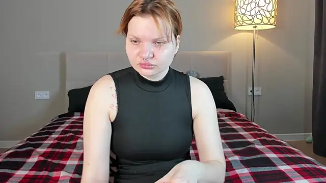 babyyullii online show from April 2026 01:34:01 AM