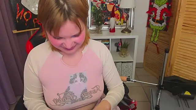 babyyullii online show from December 2025 02:56:01 PM