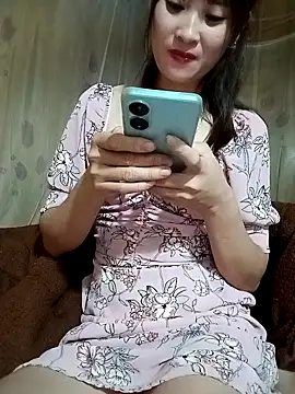 Snapshot of Em_xinh01 chatting on November 2025 03:38:01 PM Em xinh01 online show from November 2025 03:38:01 PM