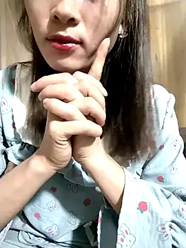 Snapshot of Em_xinh01 chatting on November 2025 08:58:02 AM Em xinh01 online show from November 2025 08:58:02 AM