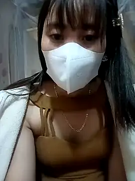 Snapshot of Em_xinh01 chatting on November 2025 12:43:01 PM Em xinh01 online show from November 2025 12:43:01 PM