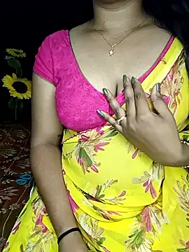 shreyareddy99 online show from February 2026 01:36:02 AM