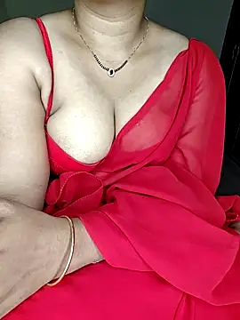 shreyareddy99 online show from April 2026 03:40:01 PM
