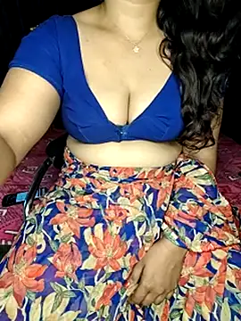 shreyareddy99 online show from February 2026 04:56:02 AM