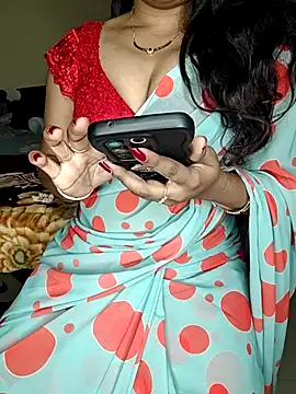 shreyareddy99 online show from April 2026 04:56:01 PM