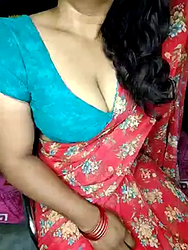 shreyareddy99 online show from February 2026 11:04:02 PM