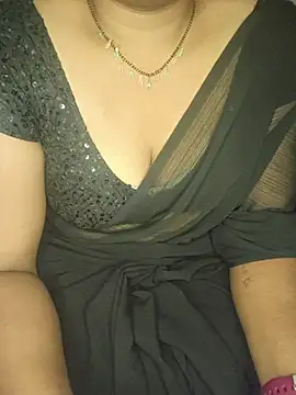 shreyareddy99 online show from November 2025 12:52:02 PM