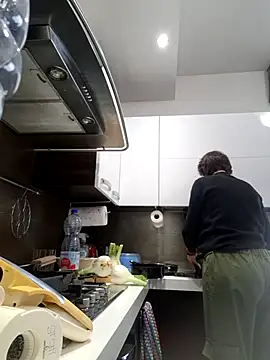 Piediniecollant online show from March 2026 11:17:02 AM