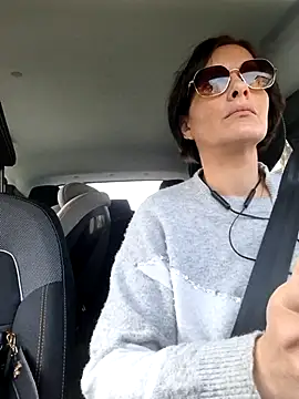 Piediniecollant online show from March 2026 11:05:02 AM