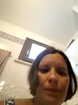 Piediniecollant online show from July 2026 08:02:01 AM