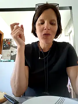 Snapshot of Piediniecollant chatting on June 2026 10:38:02 AM Piediniecollant online show from June 2026 10:38:02 AM