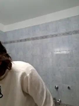 Piediniecollant online show from January 2026 05:45:02 AM