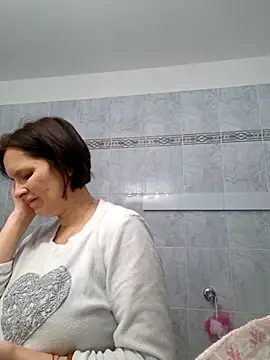 Piediniecollant online show from April 2026 04:36:02 AM