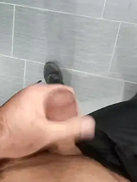 Snapshot of centro6891 chatting on February 2026 04:40:01 PM centro6891 online show from February 2026 04:40:01 PM