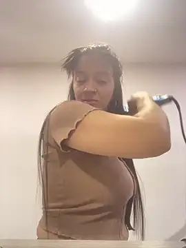 AmberrMoore  online show from February 2026 01:11:01 PM