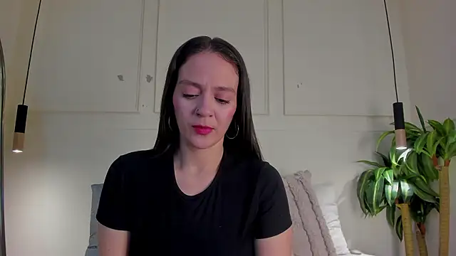 AmberrMoore  online show from February 2026 03:34:02 PM