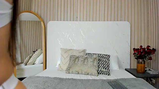 AmberrMoore  online show from November 2025 01:11:02 PM