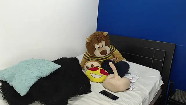 EmmilyConnor online show from May 2026 02:02:02 PM