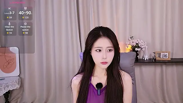 Snapshot of JoJo-ovo chatting on November 2025 09:10:01 AM JoJo-ovo online show from November 2025 09:10:01 AM