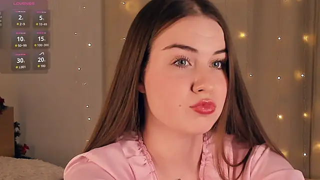 Snapshot of LoreeScialdone chatting on January 2026 08:51:02 PM LoreeScialdone online show from January 2026 08:51:02 PM