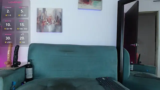 evelinmartinez online show from May 2026 07:44:02 PM