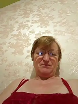 Arabella245 online show from November 2025 06:35:02 PM