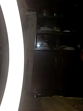 Liza0103 online show from December 2025 04:52:02 PM