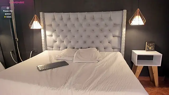 Angy-Avila online show from January 2026 11:39:01 AM