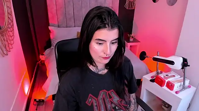 mia jagger online show from March 2026 08:58:01 PM