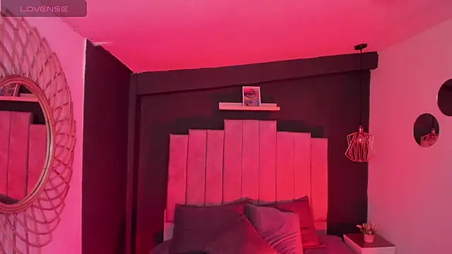 mia jagger online show from March 2026 08:49:02 PM