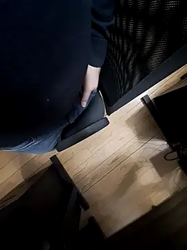 EchoVibe 86 online show from November 2025 03:05:02 PM