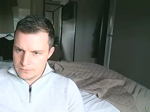 Snapshot of scotsman202513 chatting on November 2025 09:46:01 AM scotsman202513 online show from November 2025 09:46:01 AM