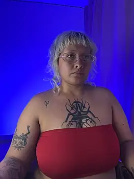 pinkbaddie777 online show from January 2026 05:33:02 AM