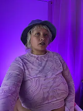 pinkbaddie777 online show from January 2026 05:00:02 AM